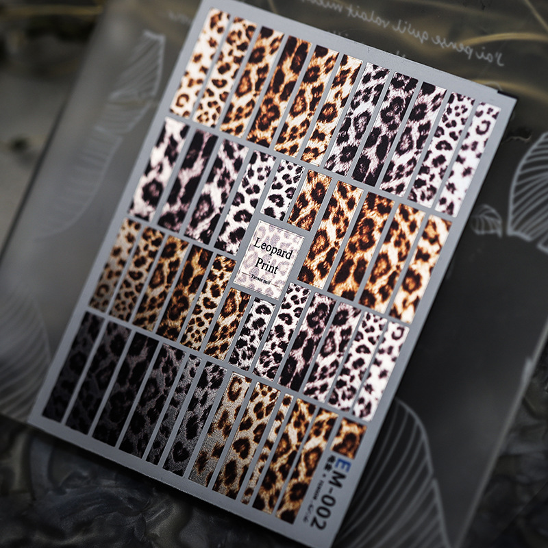 Light Art And Craft - Stiker kuku motif macan tutul elegan